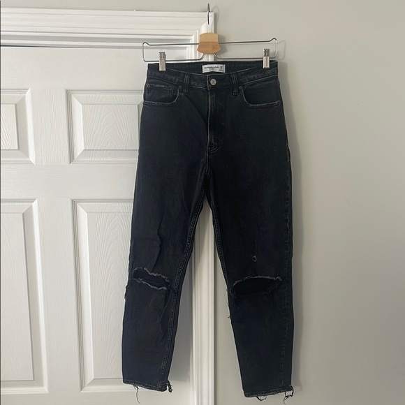 Abercrombie & Fitch Curve Love The Mom High Rise Size 26/2R - Picture 1 of 5